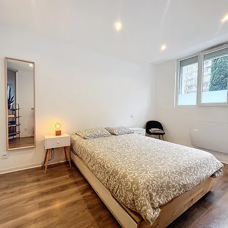 Hypercentre, T2 Style Loft , Fibre